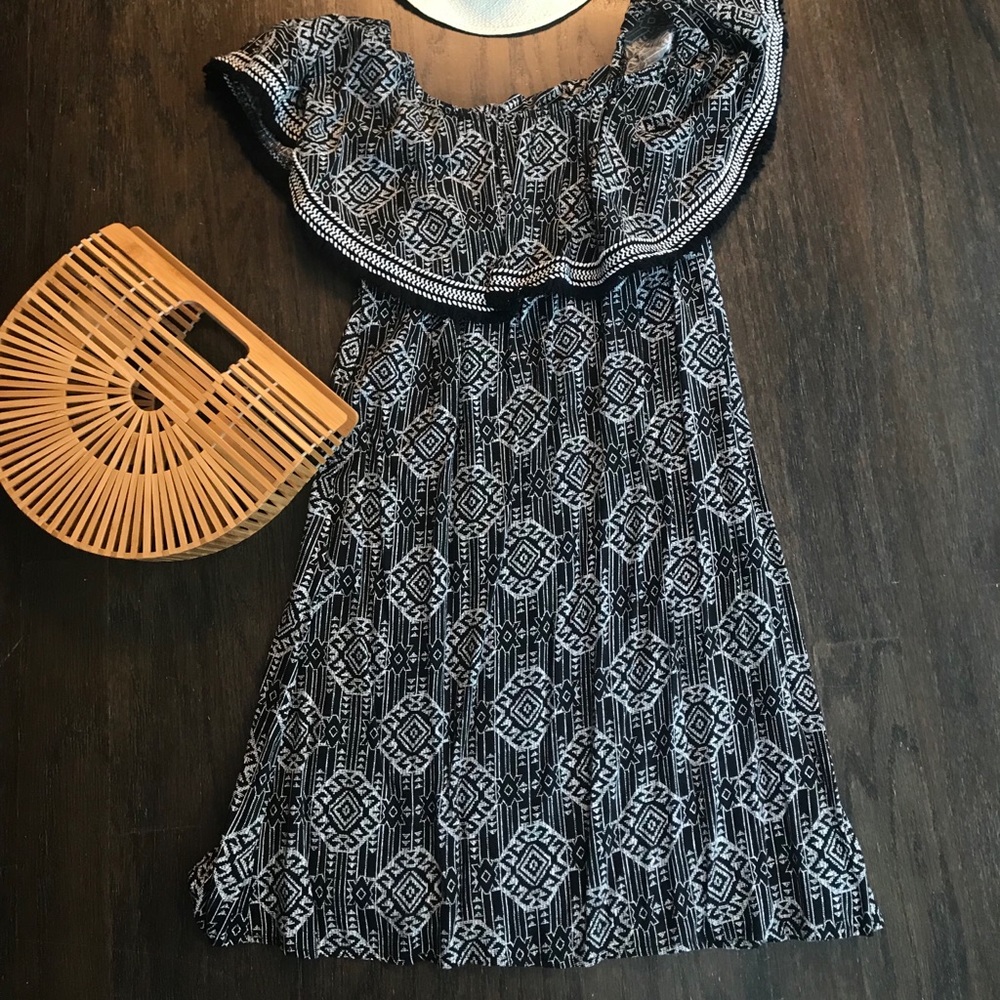 Off the shoulder cotton dress